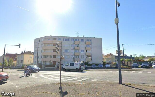 Façade : 4A rond-point Henri Farman, Bourges